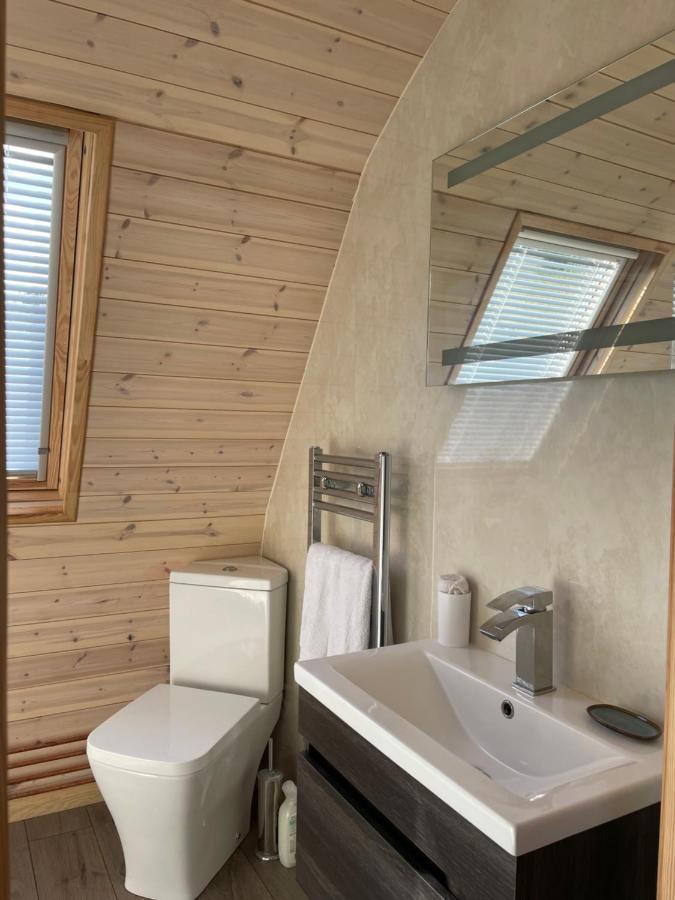 Hotel Squirrel Glamping Pod School House Farm Leighton  Exterior foto